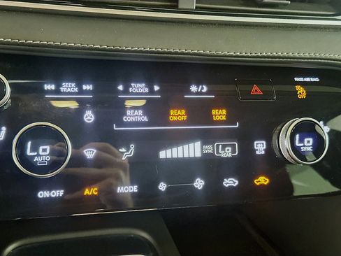 Used 2023 INFINITI QX60 Pure AWD/4WD image 22