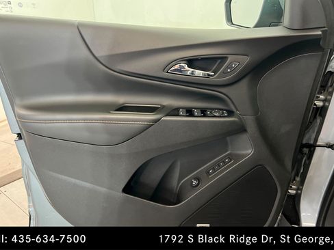 Used 2023 Chevrolet Equinox Premier FWD image 14