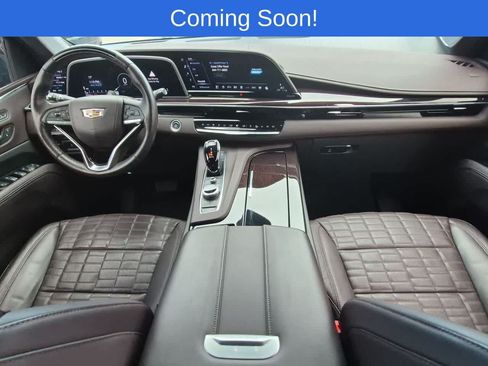 Used 2024 Cadillac Escalade ESV Sport Platinum w/ LPO, ONYX Package AWD/4WD image 15