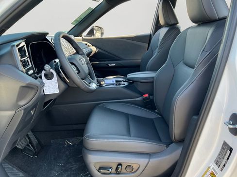 New 2026 Lexus TX 350 AWD image 13