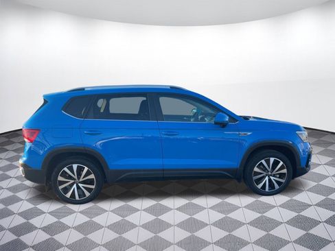 Used 2022 Volkswagen Taos SE image 8