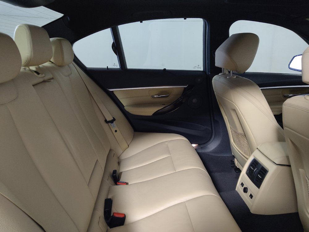 Used 2018 BMW 330i Sedan RWD image 19