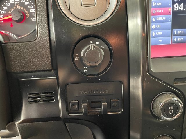 Used 2014 Ford F150 FX4 w/ Equipment Group 402A Luxury AWD/4WD image 11