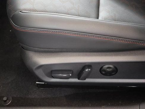 New 2026 Nissan Sentra SR w/ SR Premium Package FWD image 14