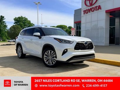 Used 2023 Toyota Highlander Platinum