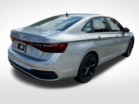 New 2026 Volkswagen Jetta SE FWD image 5