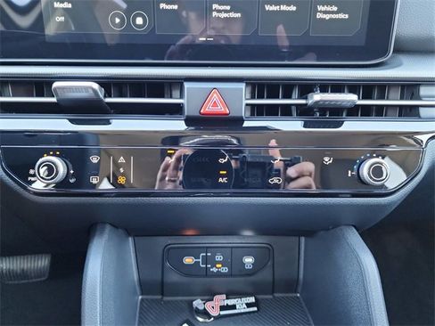 New 2026 Kia Sportage LX w/ LX Convenience Package image 21