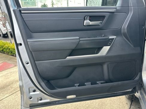 Used 2023 Toyota Tundra Platinum image 11