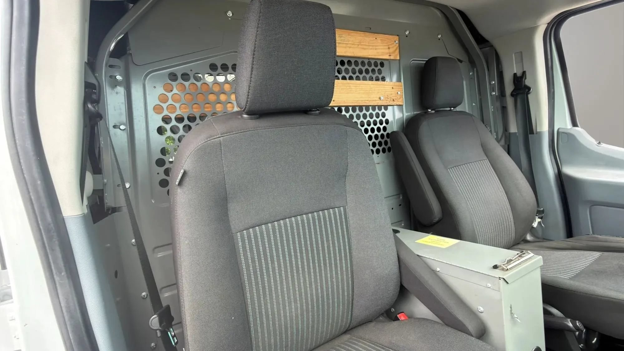Used 2019 Ford Transit 150 130 Low Roof RWD image 16
