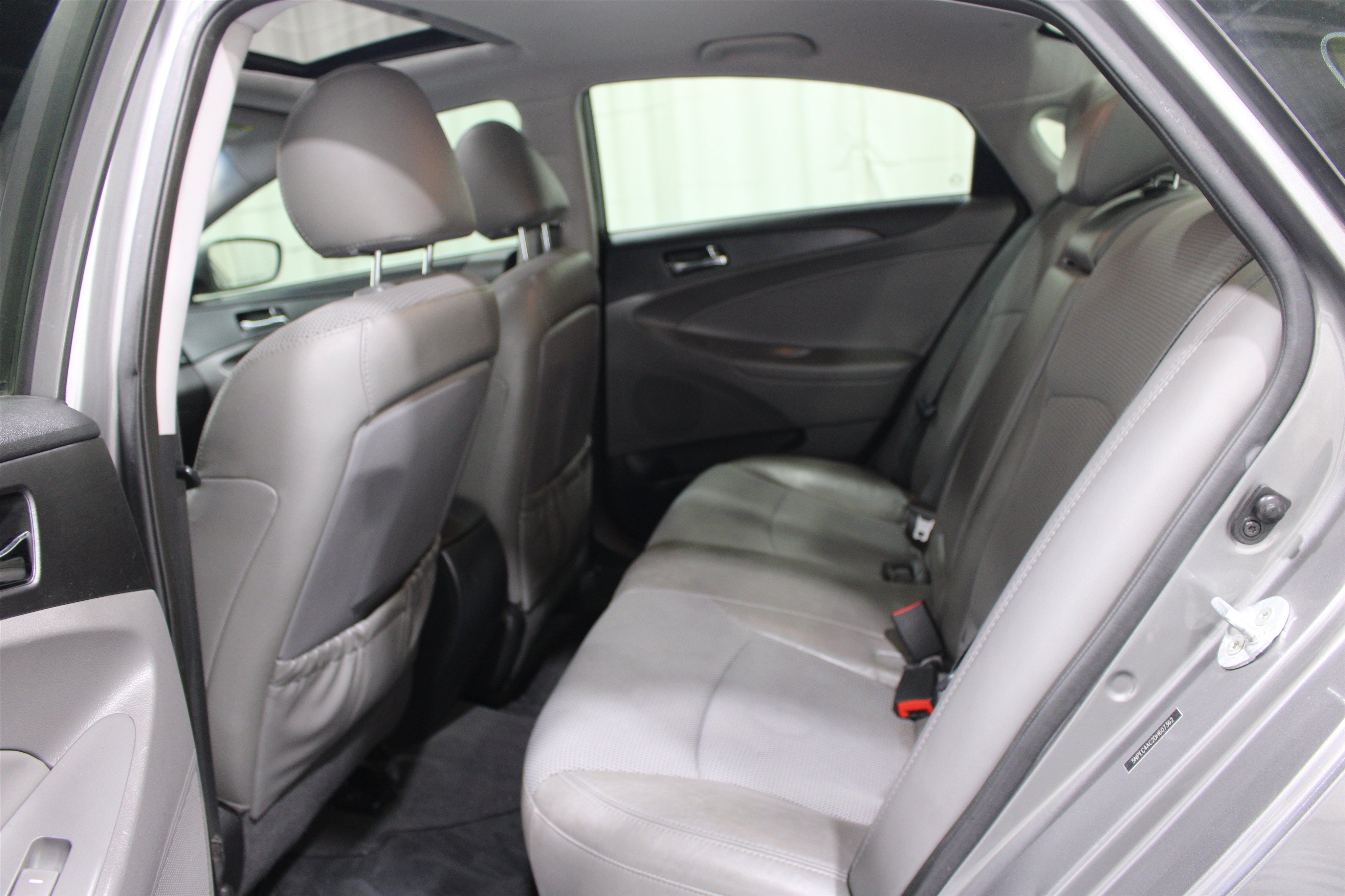 Used 2013 Hyundai Sonata SE w/ Navigation & Sunroof Pkg FWD image 20