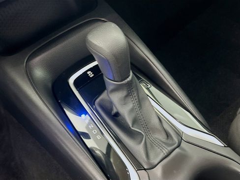 Used 2025 Toyota Corolla LE image 23