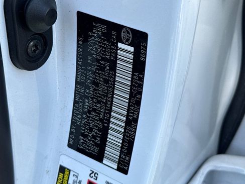 Used 2022 Toyota Camry SE FWD image 51