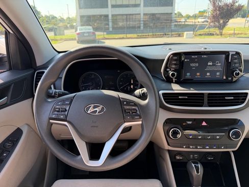 Used 2020 Hyundai Tucson Value AWD/4WD image 17