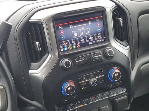 Used 2019 Chevrolet Silverado 1500 RST AWD/4WD image 35
