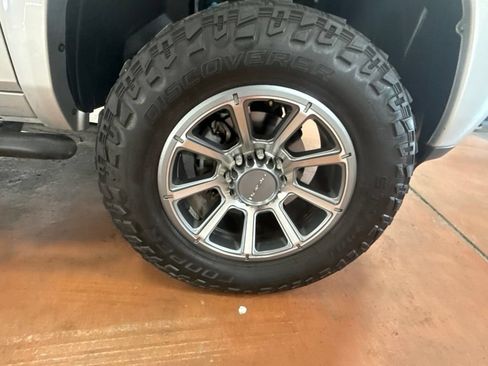 Used 2018 RAM 2500 Big Horn w/ Sport Appearance Group AWD/4WD image 10