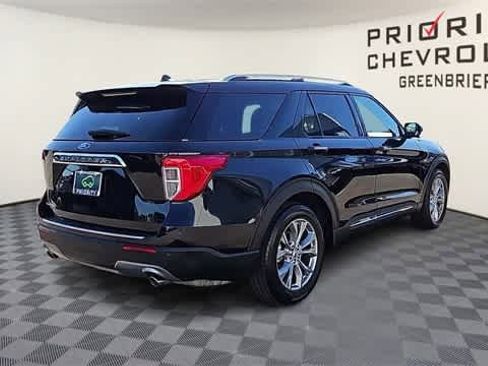 Used 2023 Ford Explorer Limited w/ Equipment Group 301A image 8