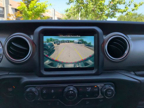 Used 2020 Jeep Wrangler Unlimited Rubicon AWD/4WD image 21
