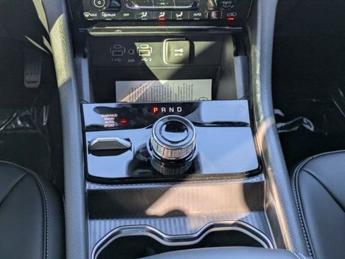 New 2025 Jeep Grand Cherokee L Limited w/ Black Appearance Package image 17