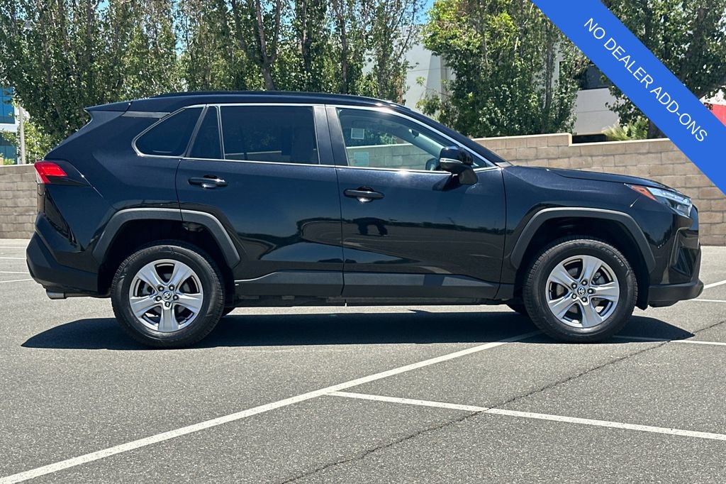 Used 2023 Toyota RAV4 XLE FWD image 3