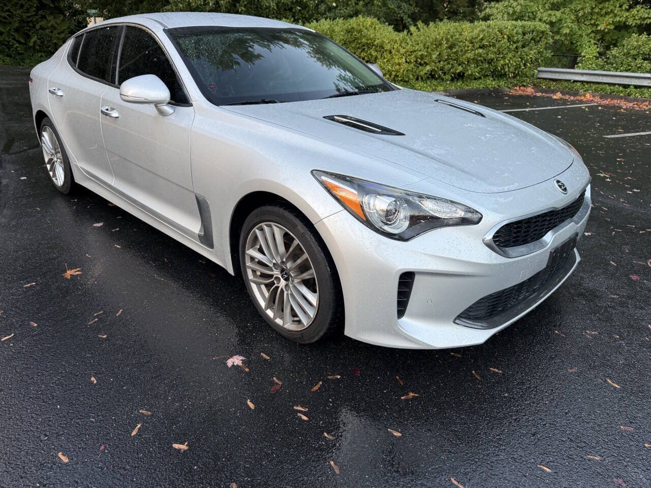 Used 2018 Kia Stinger AWD/4WD image 3