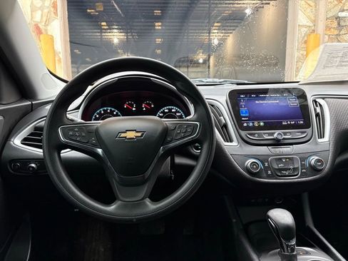 Used 2024 Chevrolet Malibu LS image 20