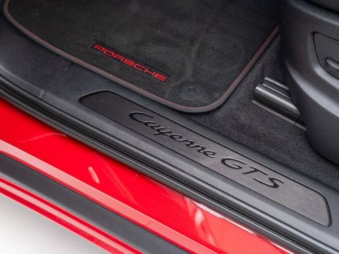 Certified 2023 Porsche Cayenne GTS AWD/4WD image 15