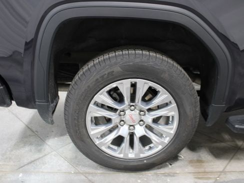 Used 2024 GMC Sierra 1500 Denali AWD/4WD image 40