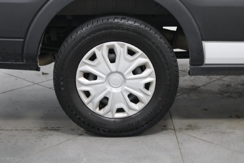 Used 2024 Ford Transit 350 XLT RWD image 13