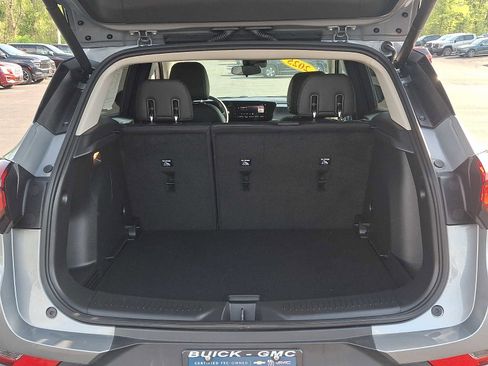 Used 2025 Buick Encore GX Preferred w/ Advanced Technology Package AWD/4WD image 27