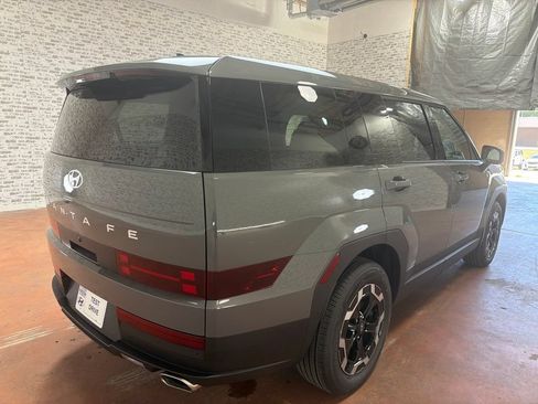 New 2027 Hyundai Santa Fe SE FWD image 7