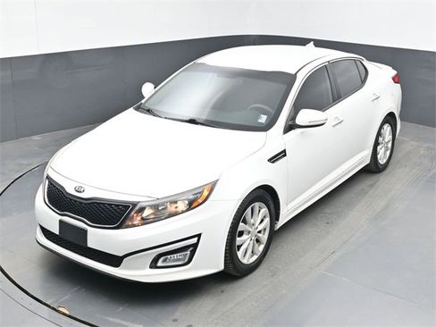 Used 2015 Kia Optima LX image 33