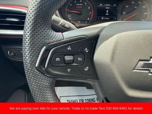 Used 2023 Chevrolet TrailBlazer RS AWD/4WD image 16
