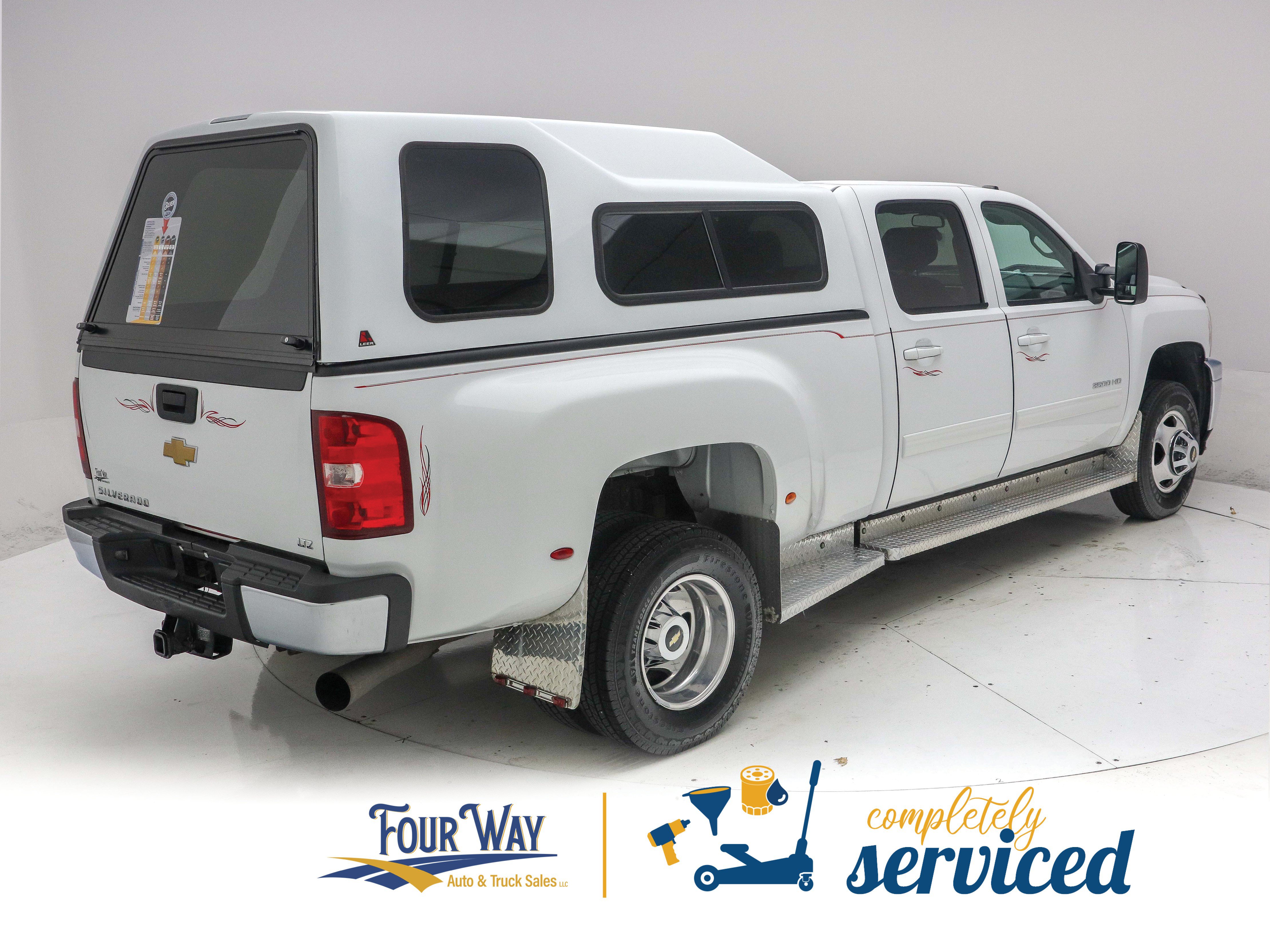 Used 2012 Chevrolet Silverado 3500 LTZ w/ Snow Plow Prep Package AWD/4WD image 4