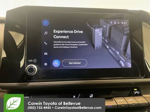 Used 2025 Toyota Camry SE image 19