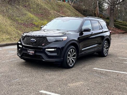 Used 2020 Ford Explorer ST w/ Premium Technology Package image 26