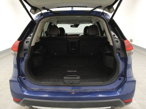Used 2018 Nissan Rogue SL FWD image 29