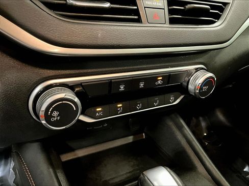 Used 2019 Nissan Altima 2.5 SR FWD image 15