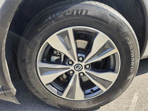 Used 2020 Nissan Murano SV image 48