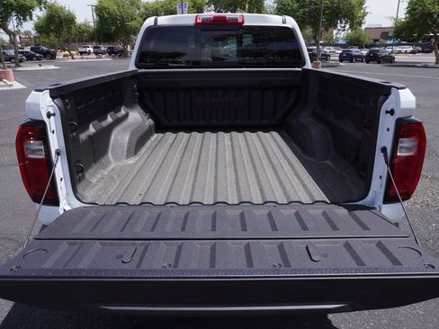 New 2026 GMC Canyon Elevation w/ Convenience Package RWD image 8
