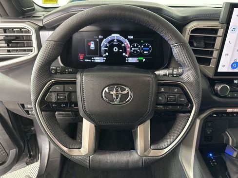 Used 2026 Toyota Sequoia Platinum AWD/4WD image 25