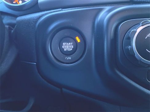 Used 2020 Jeep Gladiator Sport w/ Quick Order Package 24S image 16