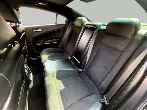 Used 2019 Dodge Charger Scat Pack w/ Plus Group RWD image 23