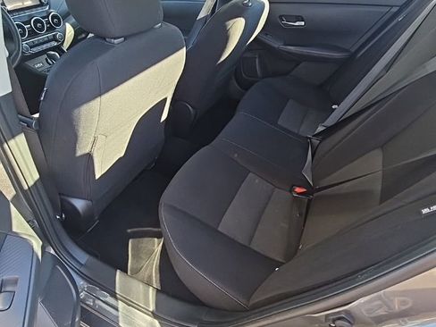 Used 2023 Nissan Sentra SV image 5