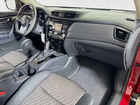 Used 2017 Nissan Rogue S w/ Appearance Package FWD image 25