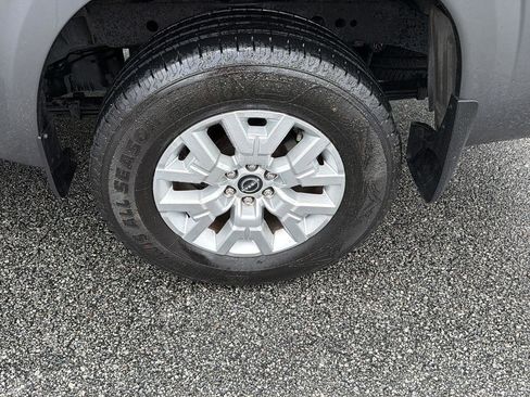 Used 2022 Nissan Frontier SV AWD/4WD image 36