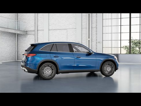 Certified 2026 Mercedes-Benz GLC 300 4MATIC image 13