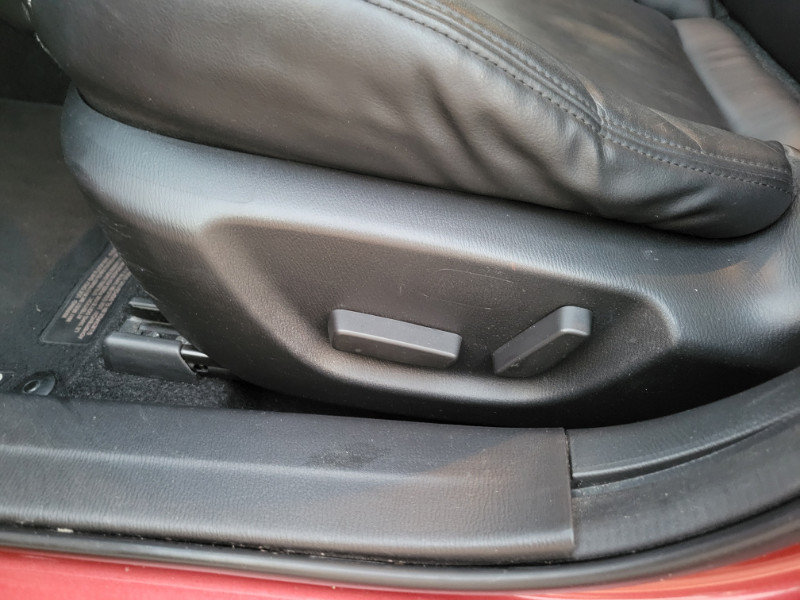 Used 2018 MAZDA MAZDA3 Touring FWD image 20