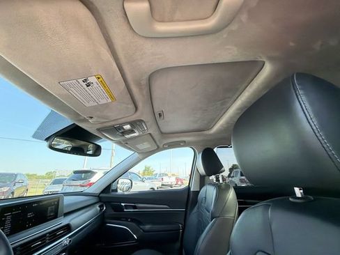 Used 2022 Kia Telluride SX w/ SX Prestige Package AWD/4WD image 37