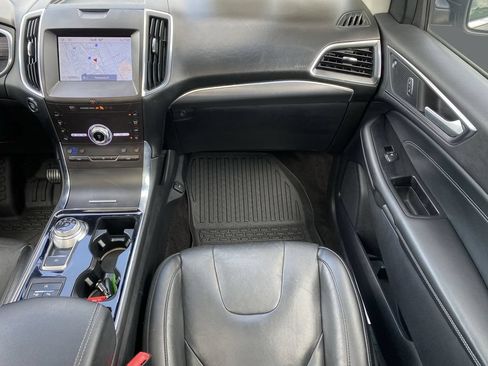 Used 2020 Ford Edge Titanium w/ Equipment Group 301A FWD image 14