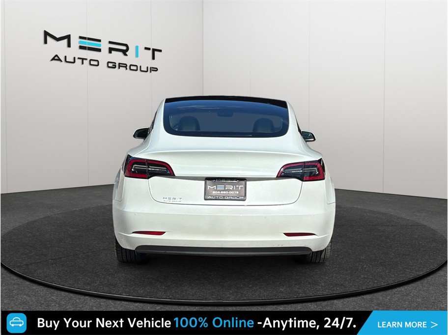 Used 2022 Tesla Model 3 RWD image 8